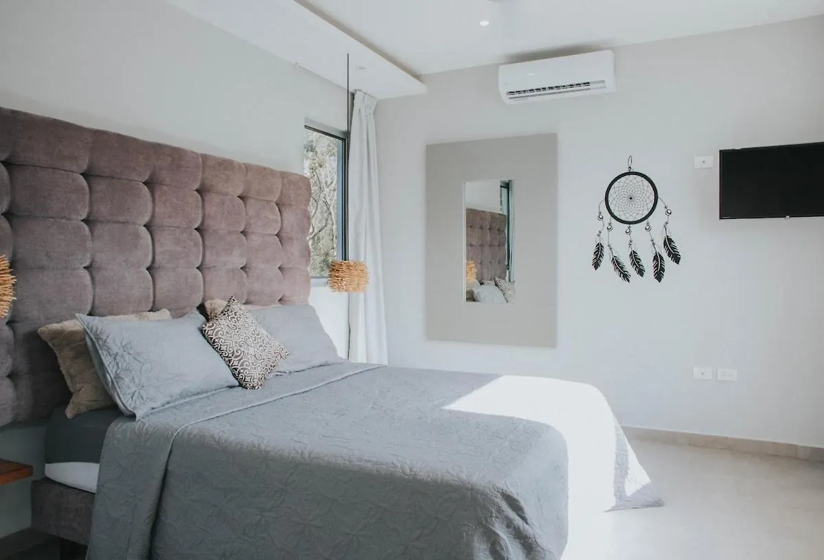 Tulum, 6 Bedrooms Villa In Paradise Mexico