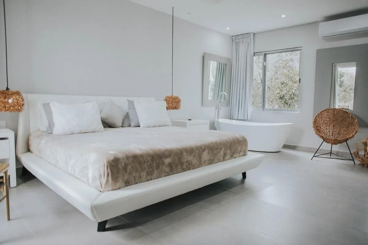 Tulum, 6 Bedrooms Villa In Paradise